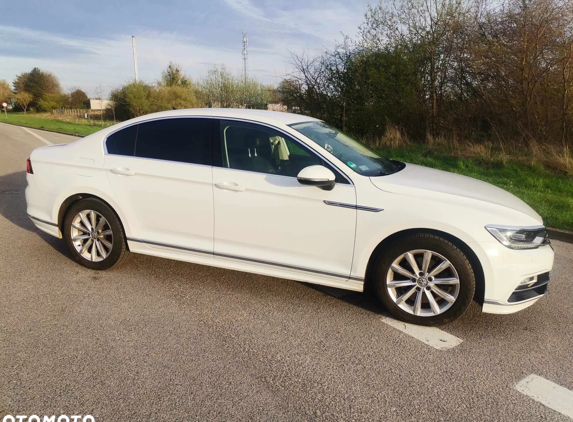 Volkswagen Passat cena 78500 przebieg: 219225, rok produkcji 2017 z Złocieniec małe 277